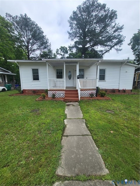 Photo of 107 S 5th Avenue, Hopewell, VA 23860 (MLS # 2625978)