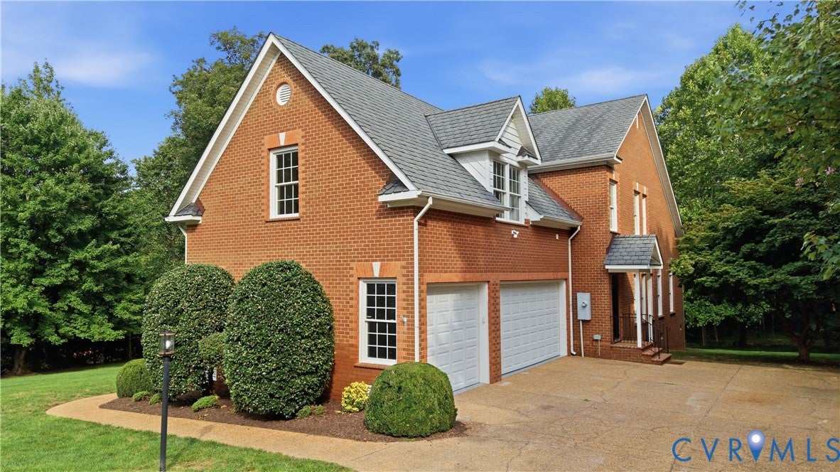 3231 Queens Grant Drive