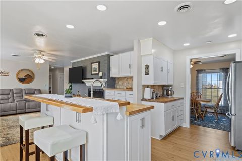 Tiny photo for 3258 W River Road, Scottsville, VA 24590 (MLS # 2605914)