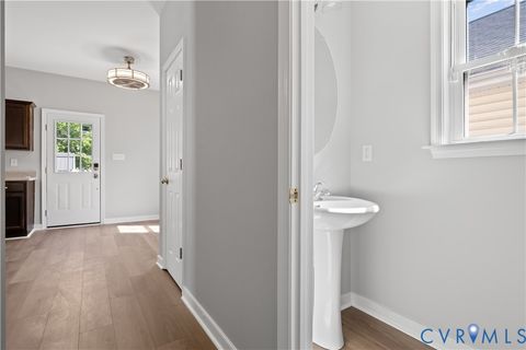 Tiny photo for 1508 Williamsburg Road, Richmond, VA 23231 (MLS # 2608560)