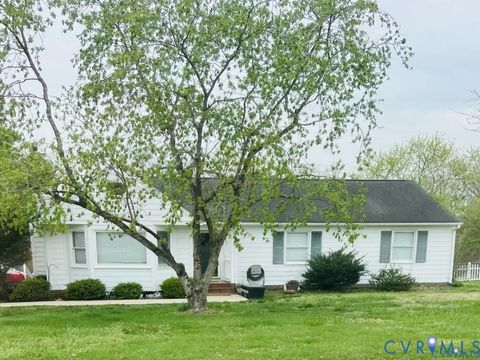 Photo of 6415 Chenault Way, Mechanicsville, VA 23111 (MLS # 2613069)