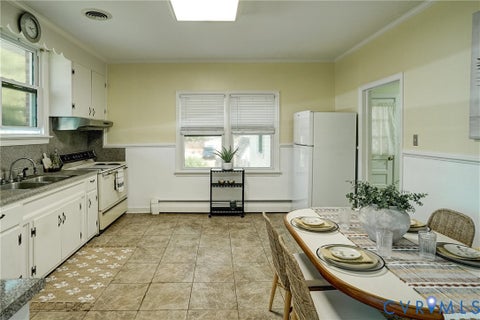 Tiny photo for 3217 Bermuda Avenue, Colonial Heights, VA 23834 (MLS # 2622892)