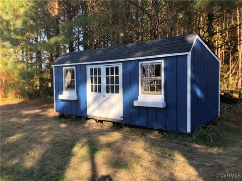 A home in Heathsville