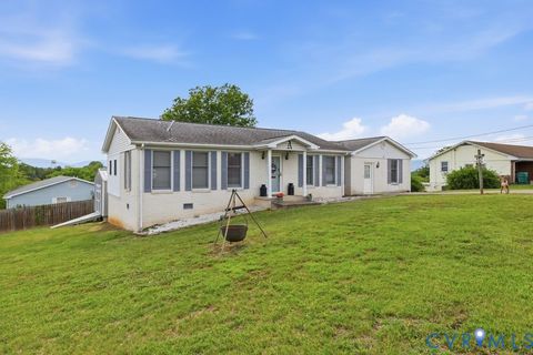 Tiny photo for 9 Hilldale Drive, Luray, VA 22835 (MLS # 2612765)