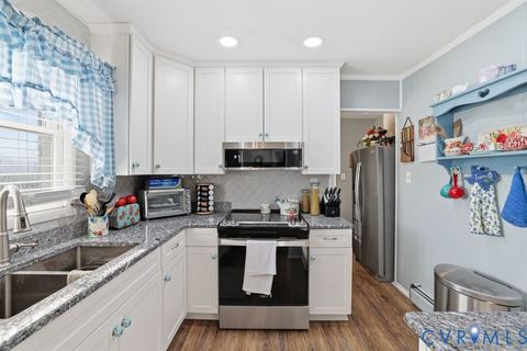 Tiny photo for 9 Hilldale Drive, Luray, VA 22835 (MLS # 2612765)