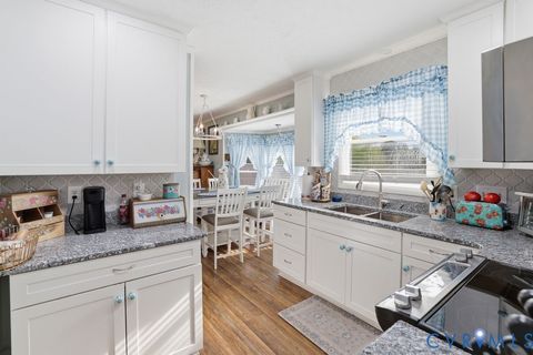 Tiny photo for 9 Hilldale Drive, Luray, VA 22835 (MLS # 2612765)