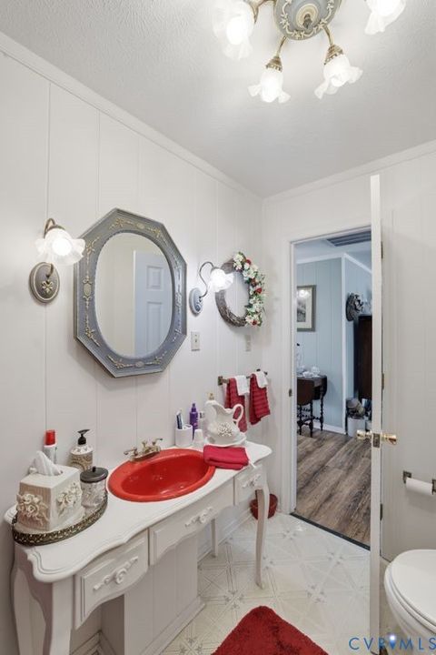 Tiny photo for 9 Hilldale Drive, Luray, VA 22835 (MLS # 2612765)