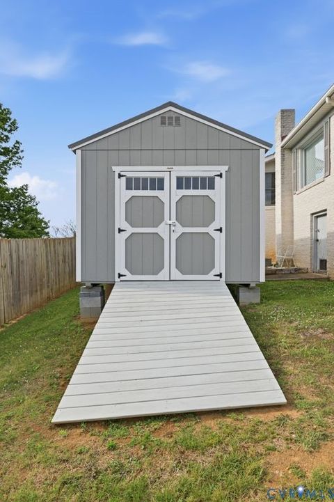 Tiny photo for 9 Hilldale Drive, Luray, VA 22835 (MLS # 2612765)