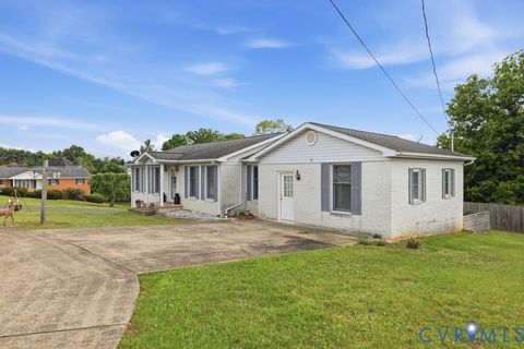 Tiny photo for 9 Hilldale Drive, Luray, VA 22835 (MLS # 2612765)