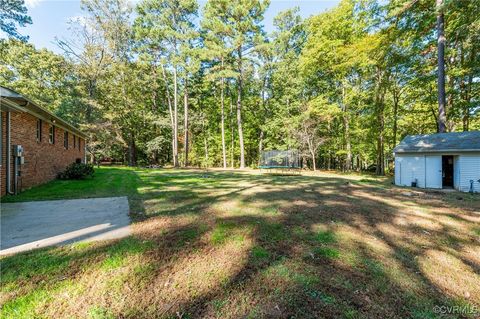 A home in North Chesterfield