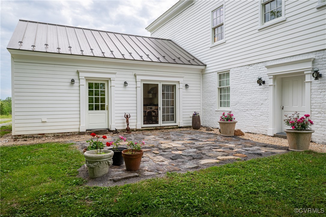 3276 Buckingham Springs Road