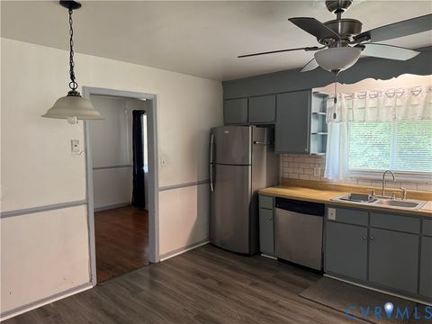 Tiny photo for 1616 Alaska Drive, Richmond, VA 23224 (MLS # 2610844)