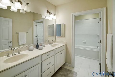 Tiny photo for 5225 Monument Avenue #4C, Henrico, VA 23226 (MLS # 2526823)