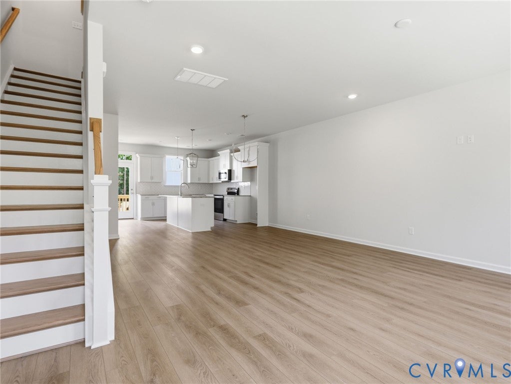 13807 Riverlight Drive