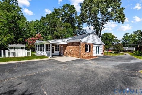 Tiny photo for 13012 Harrowgate RD, Chesterfield, VA 23831 (MLS # 2625571)