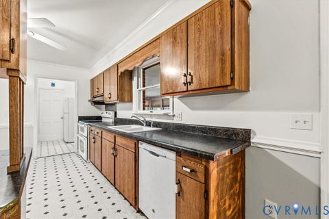 Tiny photo for 13012 Harrowgate RD, Chesterfield, VA 23831 (MLS # 2625571)
