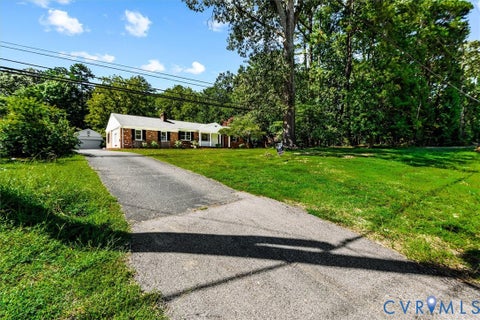Tiny photo for 13012 Harrowgate RD, Chesterfield, VA 23831 (MLS # 2625571)