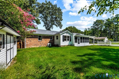 Tiny photo for 13012 Harrowgate RD, Chesterfield, VA 23831 (MLS # 2625571)
