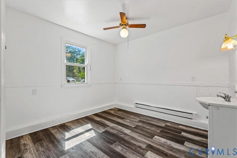 Tiny photo for 13012 Harrowgate RD, Chesterfield, VA 23831 (MLS # 2625571)