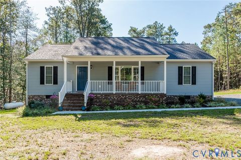 Photo of 710 Faucetts Road, Tappahannock, VA 22560 (MLS # 2528499)