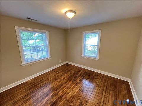 Tiny photo for 901 Ridgecliff Drive, Richmond, VA 23224 (MLS # 2604998)