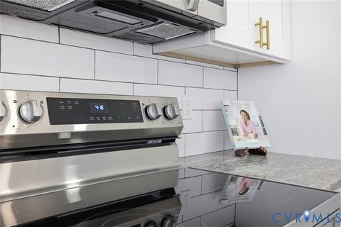 Tiny photo for 845 Wilcox Street, Petersburg, VA 23803 (MLS # 2613833)