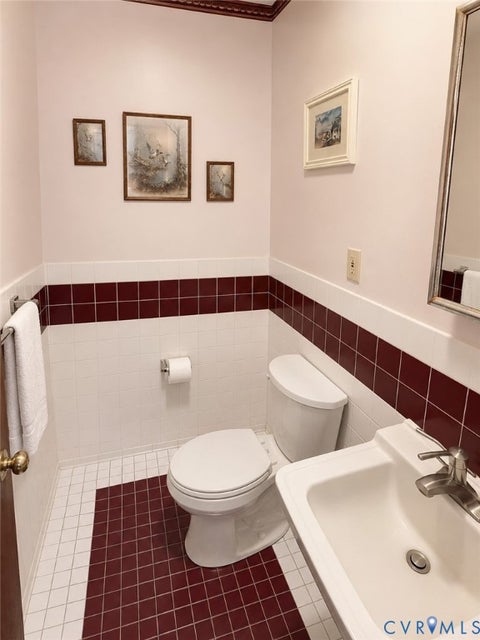 Tiny photo for 500 Lewis Drive, Ruther Glen, VA 22546 (MLS # 2623904)