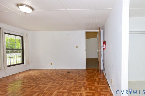 Tiny photo for 169 Atlantic Avenue, Claremont, VA 23899 (MLS # 2616645)