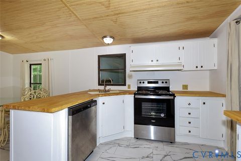 Tiny photo for 169 Atlantic Avenue, Claremont, VA 23899 (MLS # 2616645)
