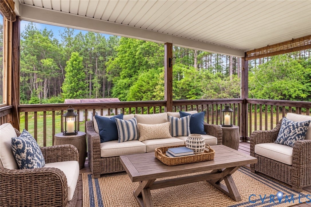 737 Holly Springs Drive