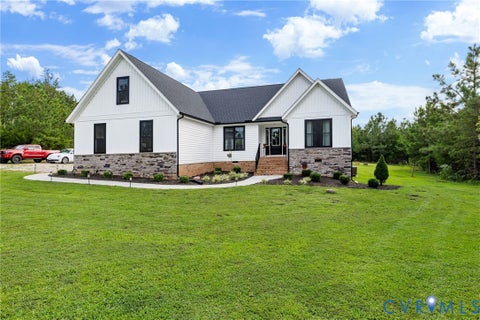 Tiny photo for 2927 Poorhouse Road, Goochland, VA 23063 (MLS # 2623898)