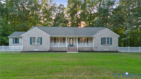 Photo of 8203 Flannigan Mill Road, Mechanicsville, VA 23111 (MLS # 2622508)