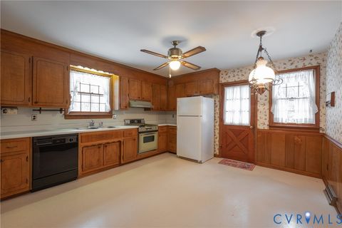 Tiny photo for 17904 Nash Road, Dinwiddie, VA 23841 (MLS # 2532823)