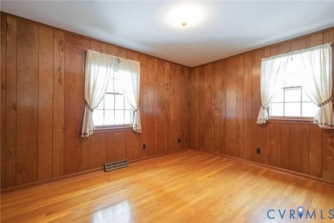 Tiny photo for 17904 Nash Road, Dinwiddie, VA 23841 (MLS # 2532823)