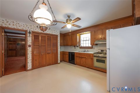 Tiny photo for 17904 Nash Road, Dinwiddie, VA 23841 (MLS # 2532823)