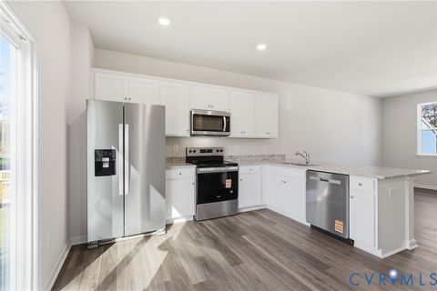 Tiny photo for 9532 Fuchsia Drive, Chester, VA 23237 (MLS # 2603625)