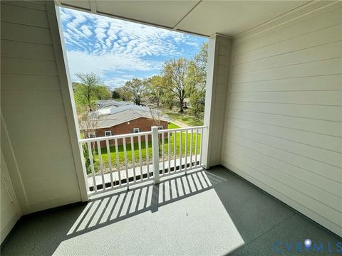 Tiny photo for 1512 W Moore Street #B, Richmond, VA 23220 (MLS # 2533301)