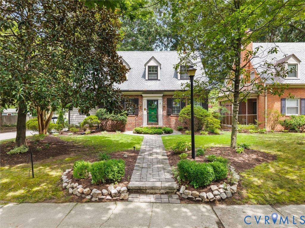 4831 W Seminary Avenue