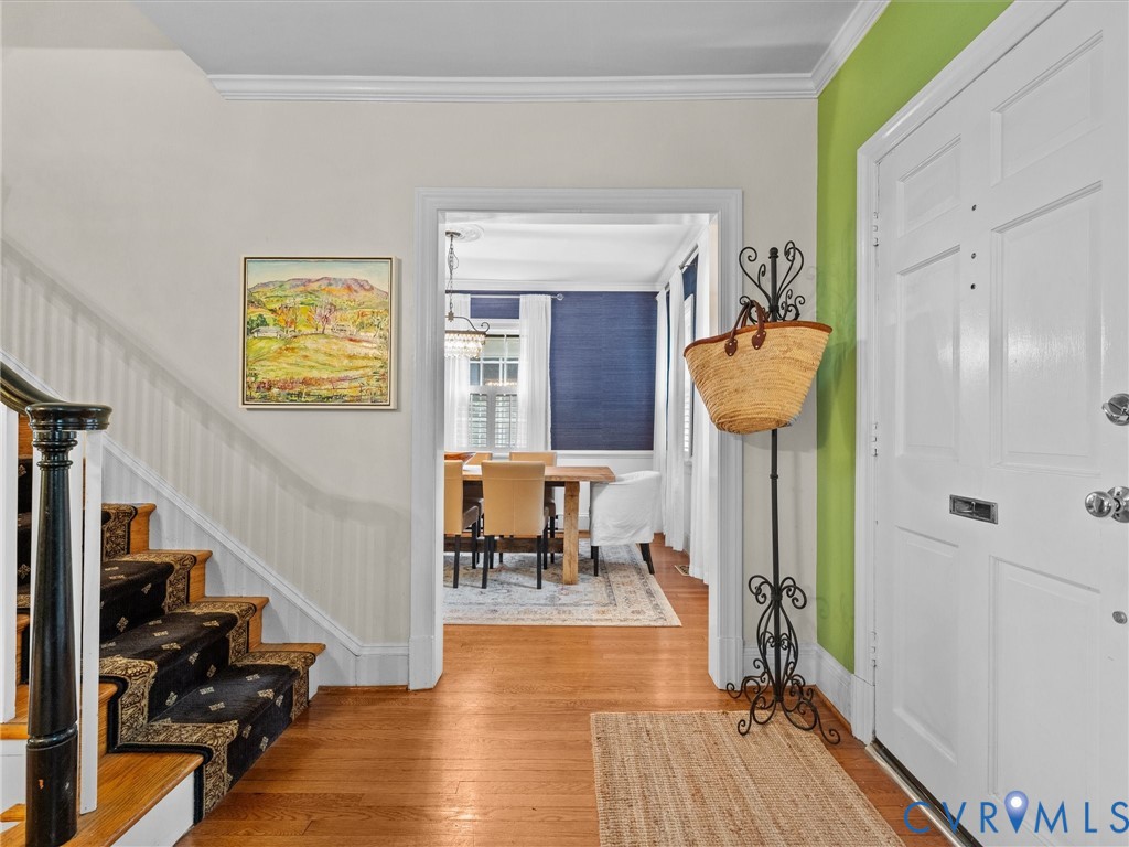 4831 W Seminary Avenue