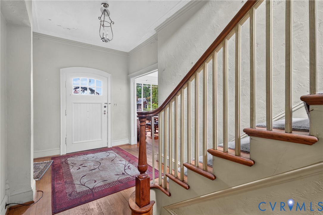 1216 Main Street