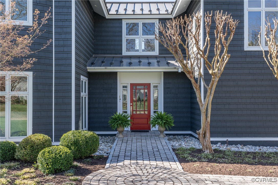 9701 Old Country Trace