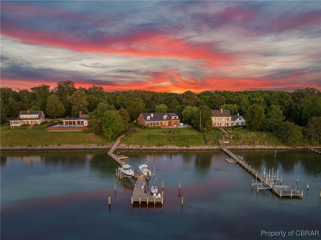 125 Oyster Point