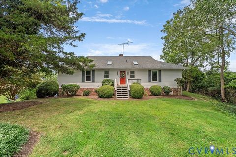 Photo of 71 Egret Point Drive, Locust Hill, VA 23092 (MLS # 2610297)