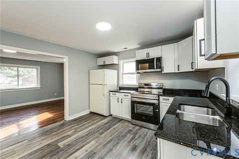 Tiny photo for 2103 Warwick Avenue, Richmond, VA 23224 (MLS # 2627010)