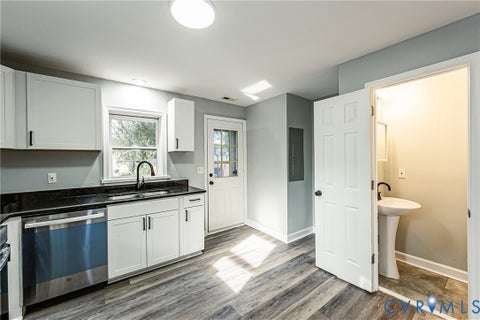 Tiny photo for 2103 Warwick Avenue, Richmond, VA 23224 (MLS # 2627010)