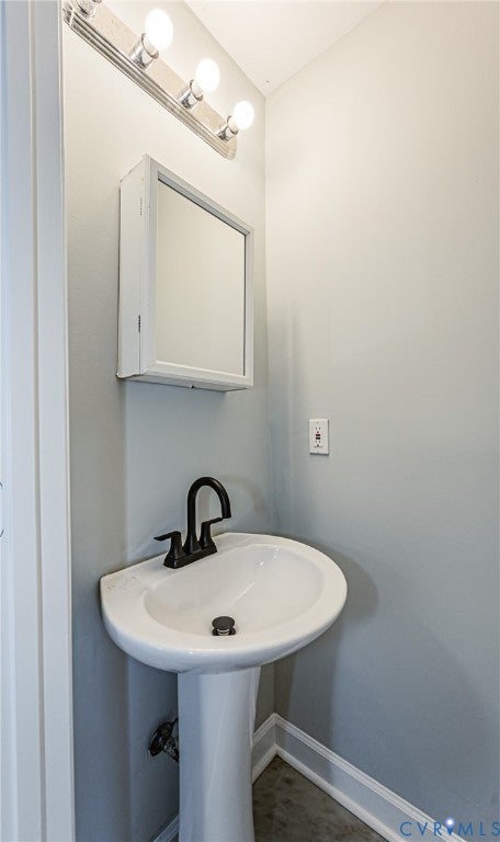 Tiny photo for 2103 Warwick Avenue, Richmond, VA 23224 (MLS # 2627010)