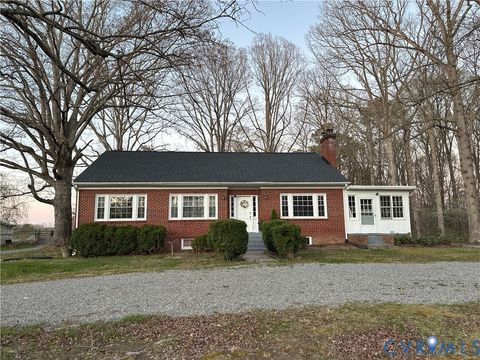 Photo of 17088 Old Ridge Road, Montpelier, VA 23192 (MLS # 2611481)