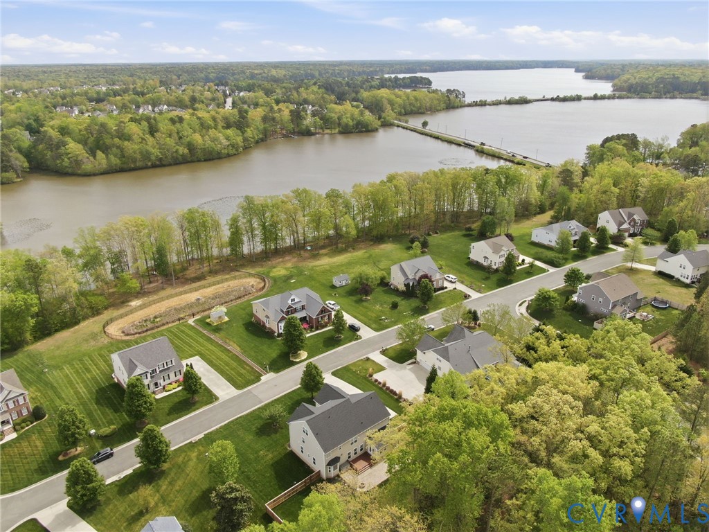 4024 Water Overlook Boulevard