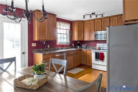 Tiny photo for 2350 Cartersville Road, New Canton, VA 23123 (MLS # 2608917)