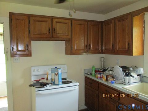 Tiny photo for 1547 W Maryland Avenue, Crewe, VA 23930 (MLS # 2619582)